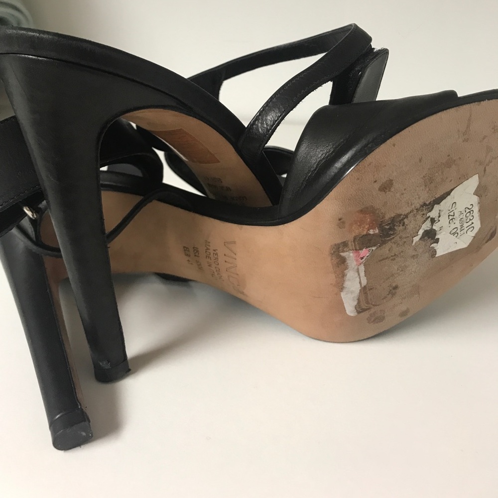 Vince by Vince Camuto strapping sandals! - Picture 7 of 7